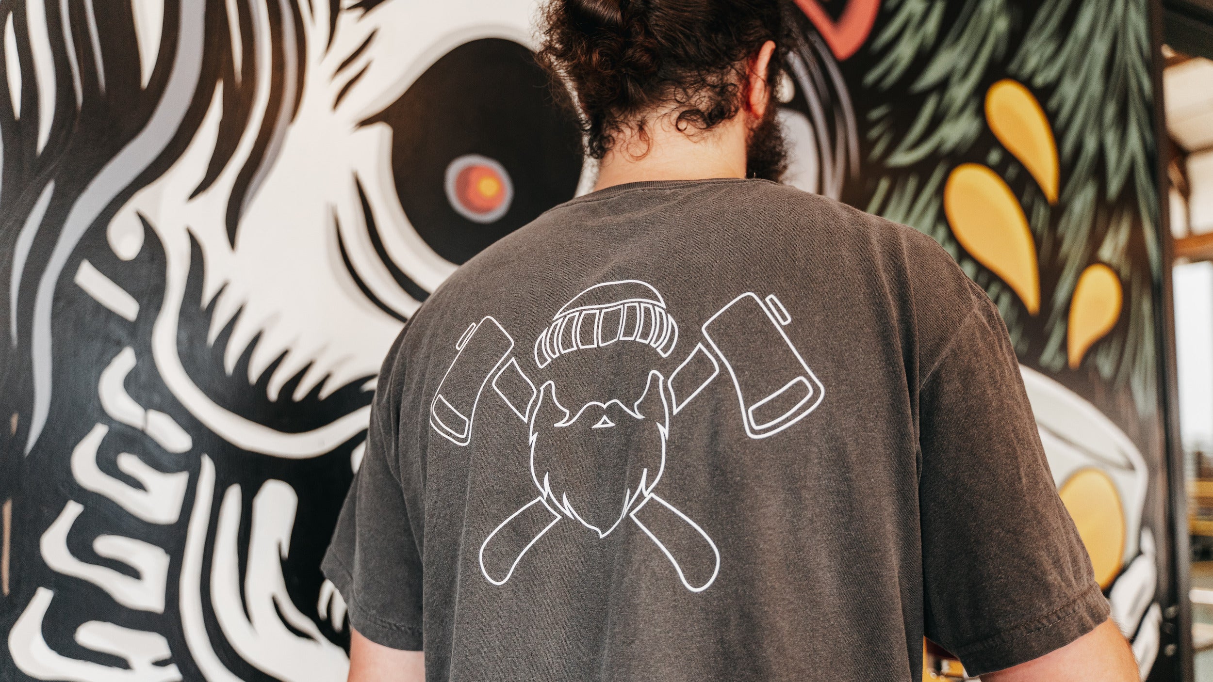 Crossaxe Outline Tee